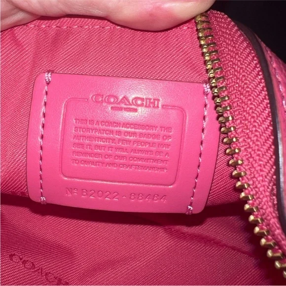 Coach Kira Crossbody wristlet 88484 Pink Double Zip Star Applique - Picture 10 of 14